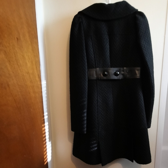 Mackage Black Textured Wool Coat with Leather Detail At Waist - Picture 15 of 16